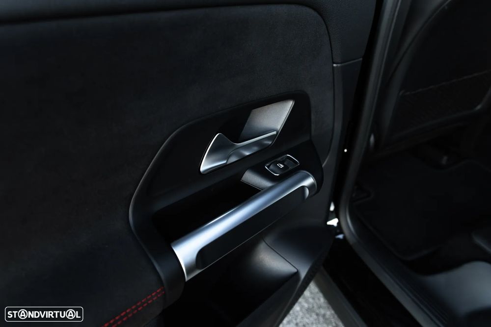 Mercedes-Benz EQB 250 AMG Line - 19