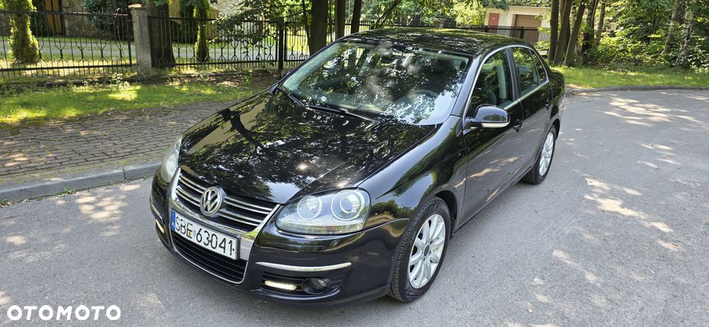 Volkswagen Jetta 2.0 TDI DPF Sportline DSG - 35