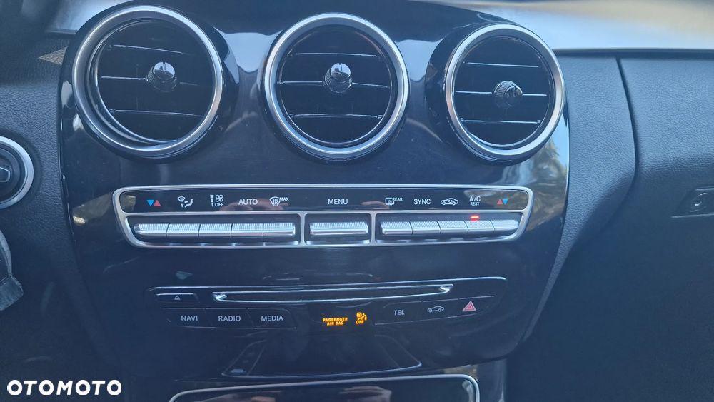 Mercedes-Benz Klasa C 200 (BlueTEC) d T Exclusive - 30
