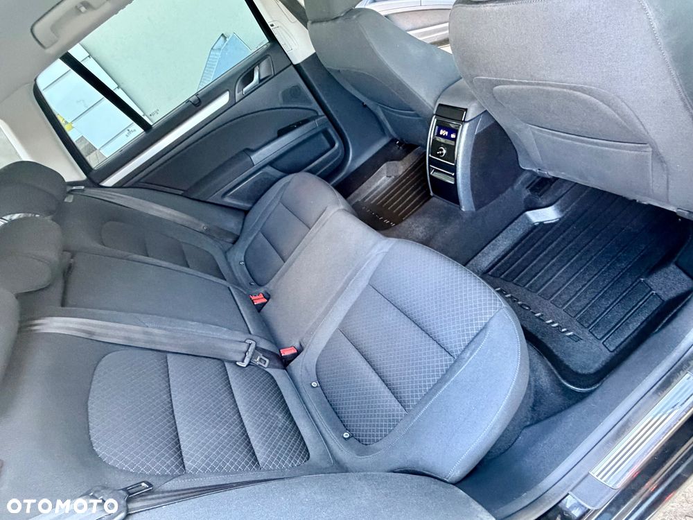 Skoda Superb 2.0 TDI Comfort DSG - 17