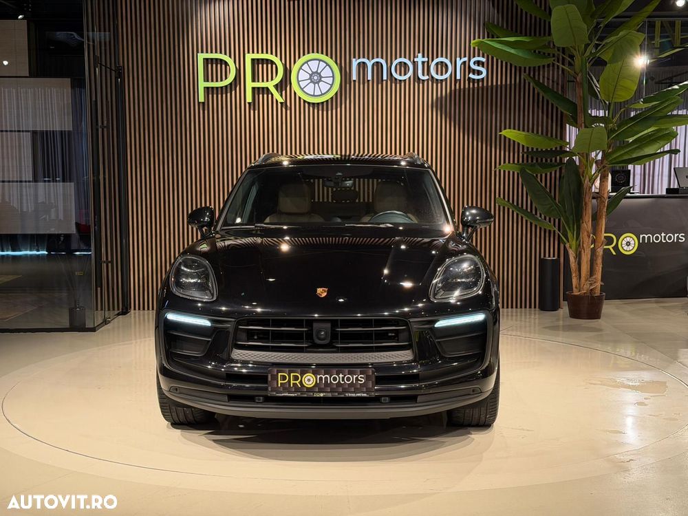 Porsche Macan - 29