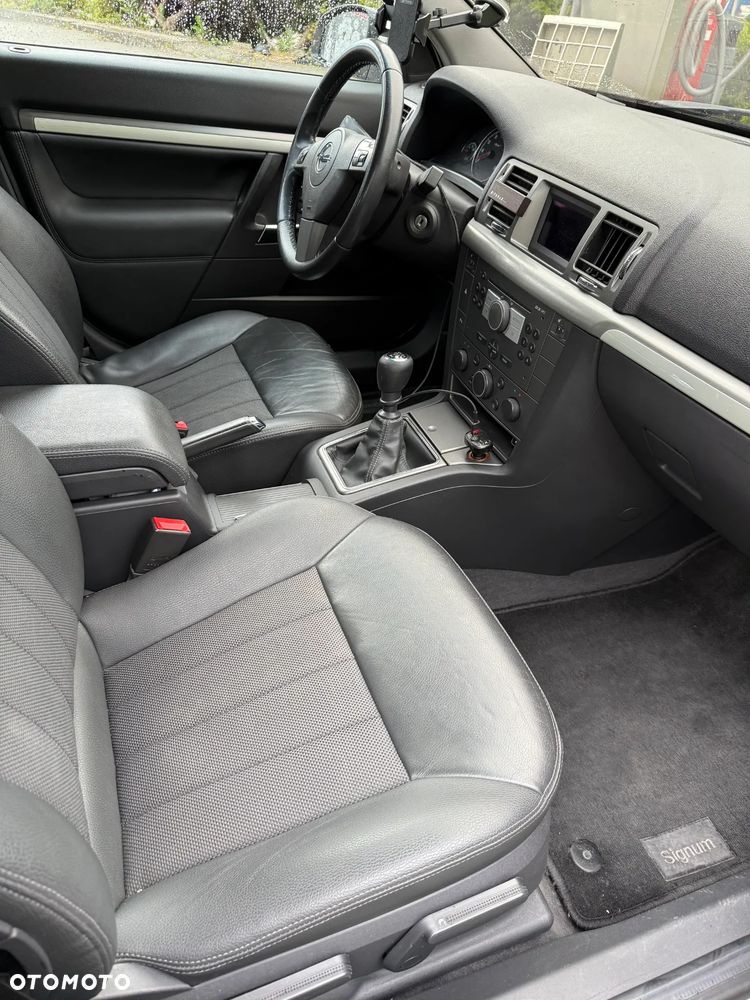 Opel Signum 1.8 - 12