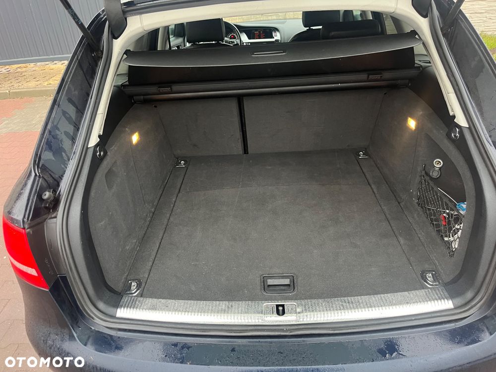 Audi A4 Avant 2.0 TDI - 22
