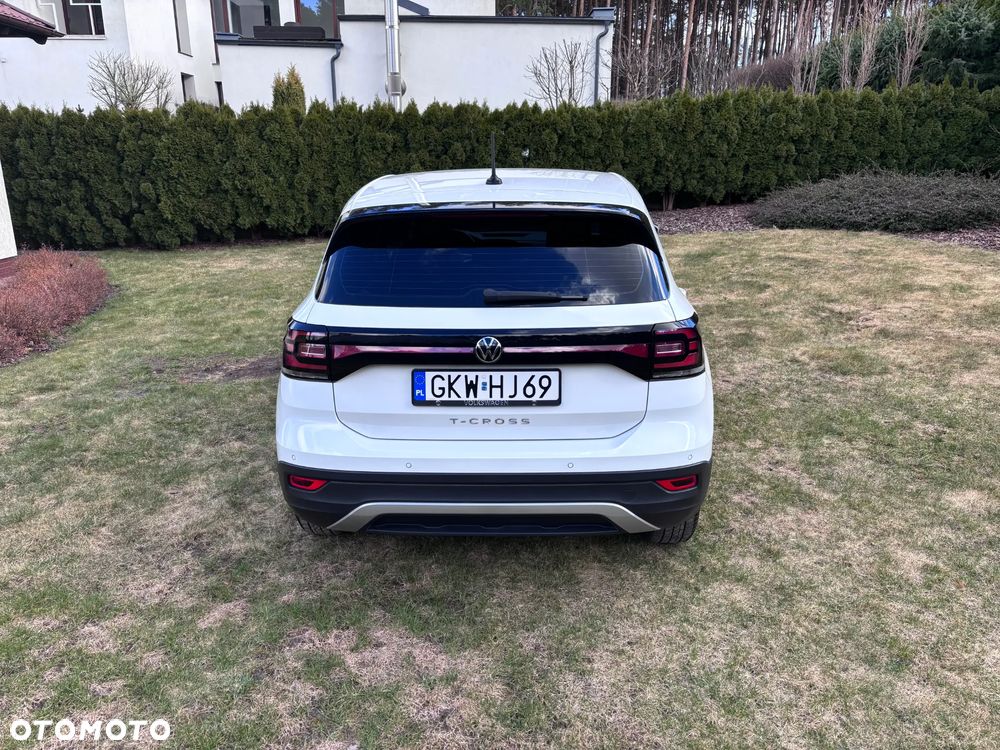 Volkswagen T-Cross - 8