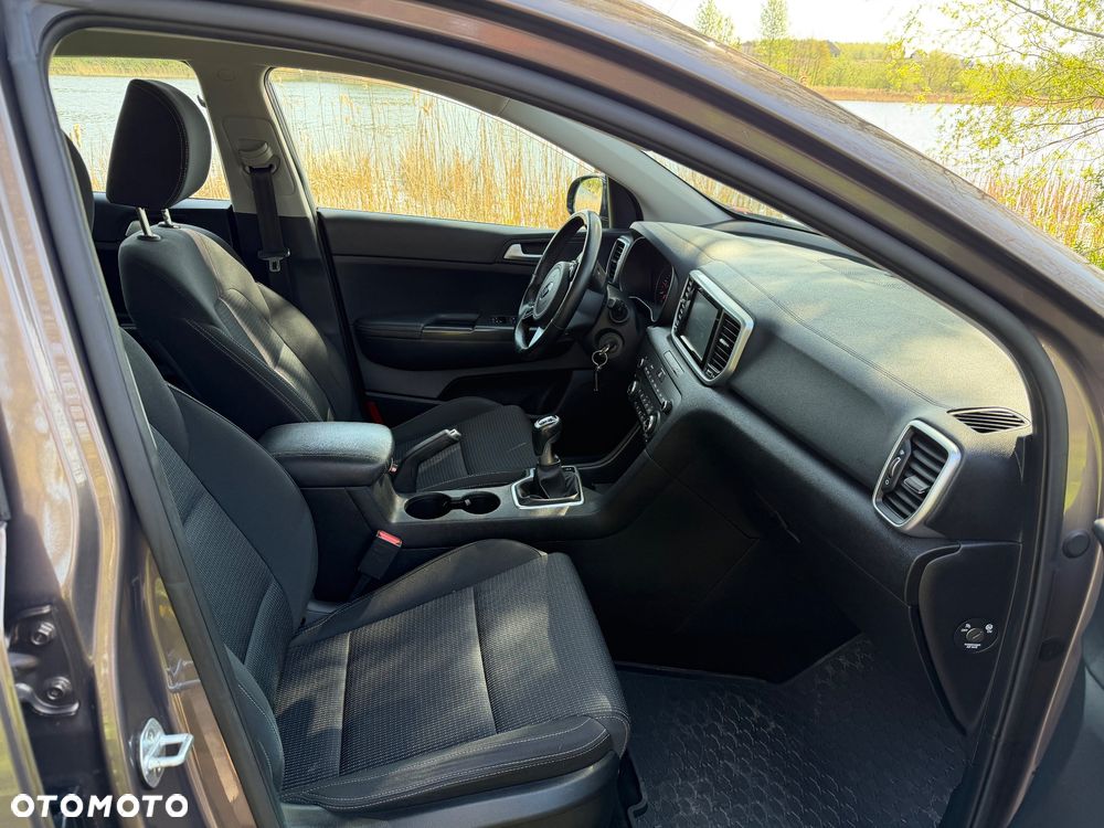 Kia Sportage 1.6 CRDI AWD VISION - 11