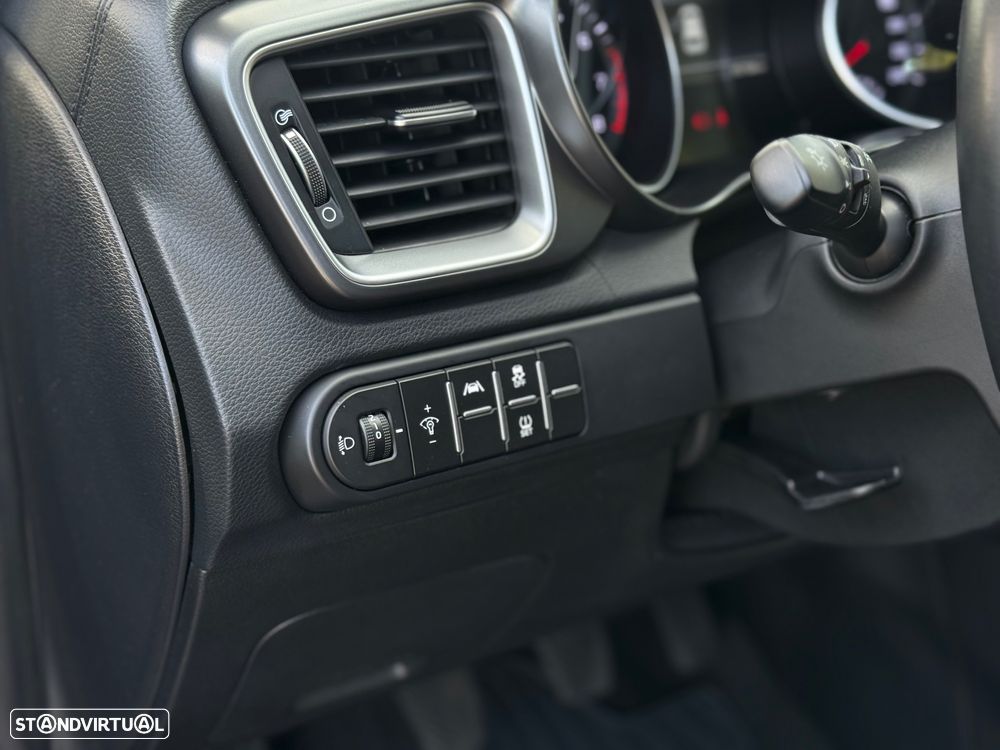 Kia Ceed 1.5 T-GDI OPF GT Line - 22
