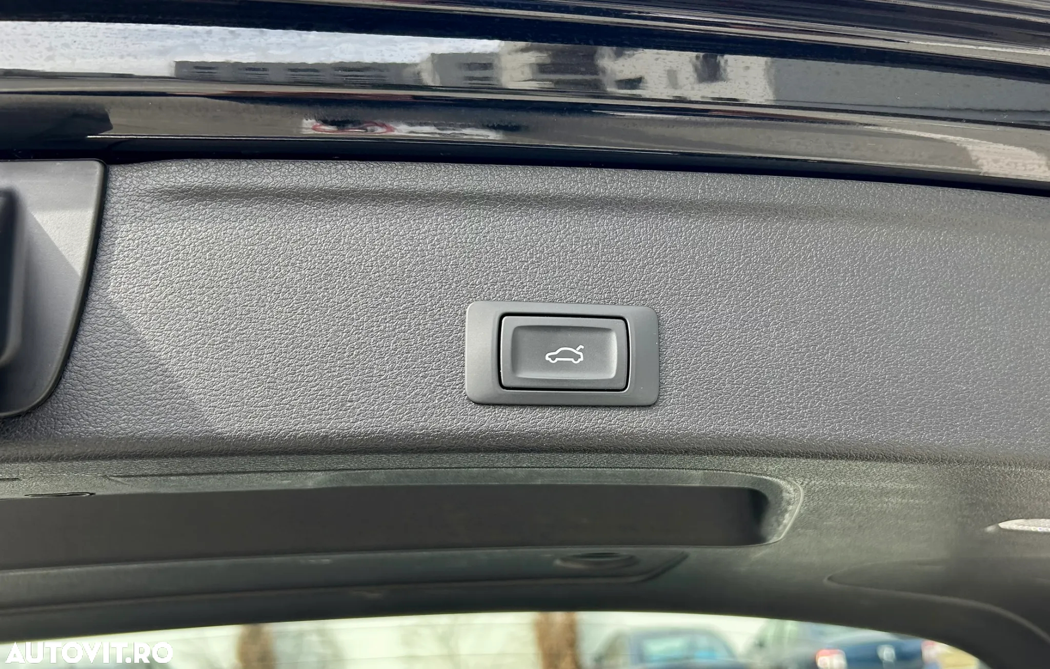 Audi A4 Avant 2.0 TDI S tronic - 8