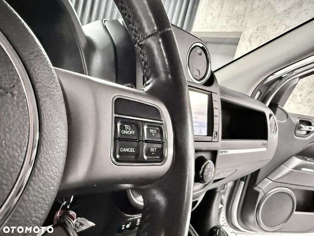 Jeep Compass 2.4I 4x4 Automatik Limited - 28