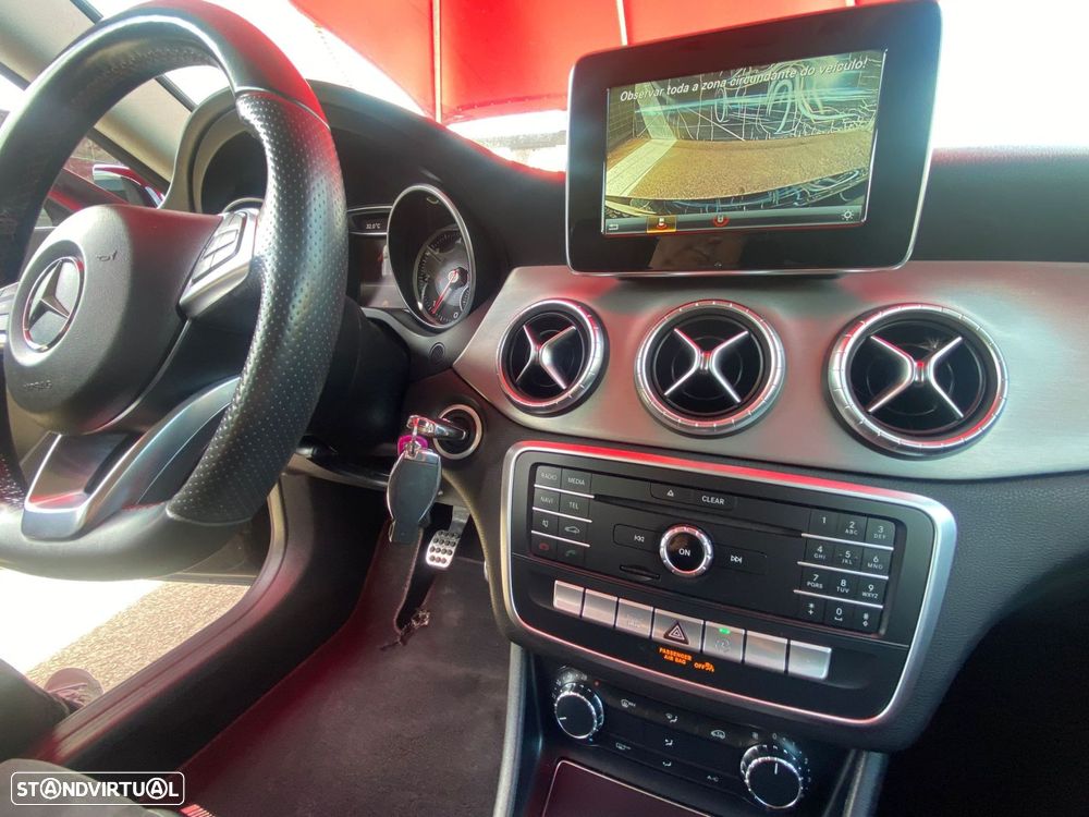 Mercedes-Benz CLA 200 - 13
