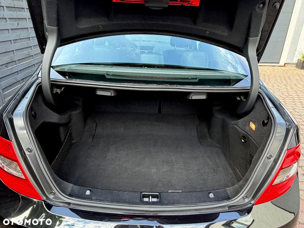 Mercedes-Benz Klasa C 180 Kompressor Automatik BlueEFFICIENCY Special Edition - 22