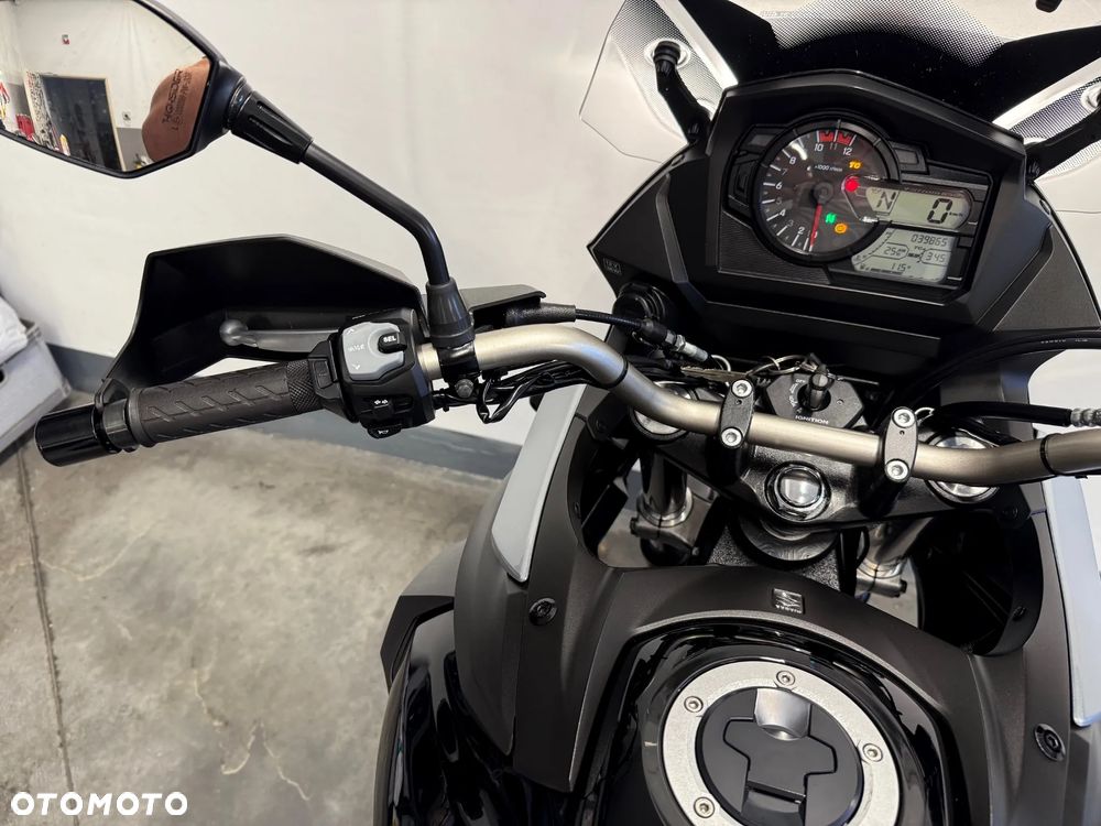 Suzuki V-STROM - 37