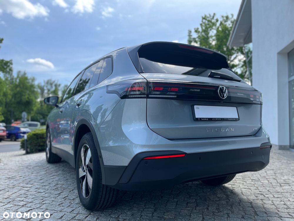 Volkswagen Tiguan - 9