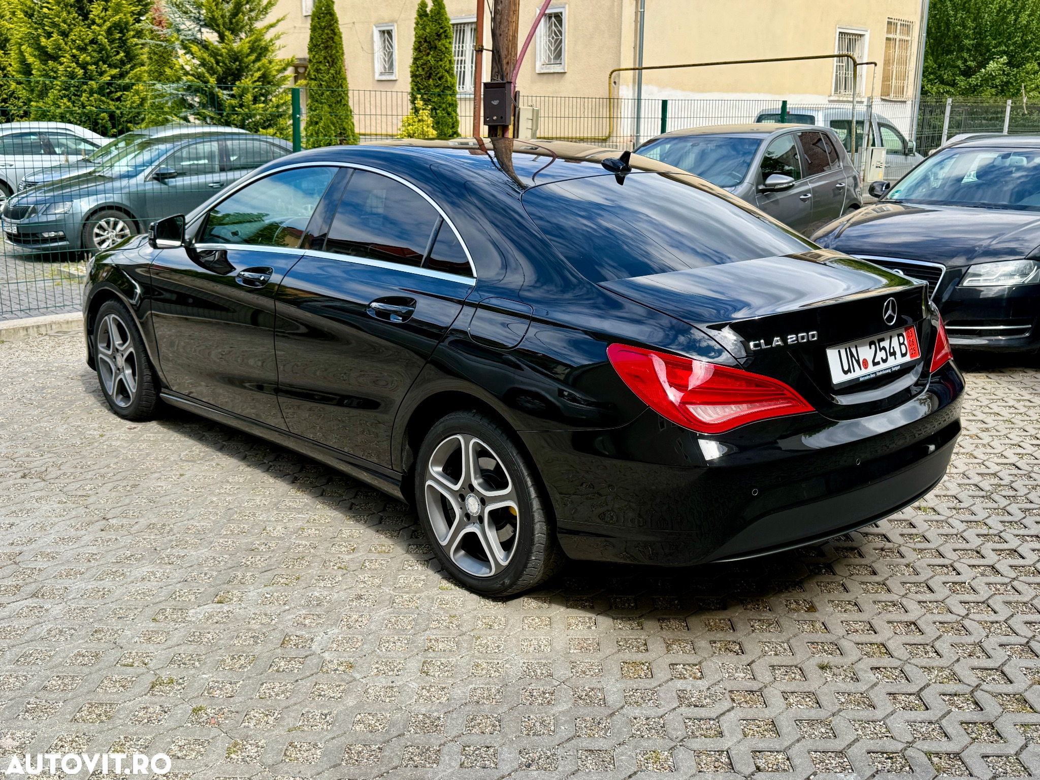Mercedes-Benz CLA 200 CDI AMG Line - 3