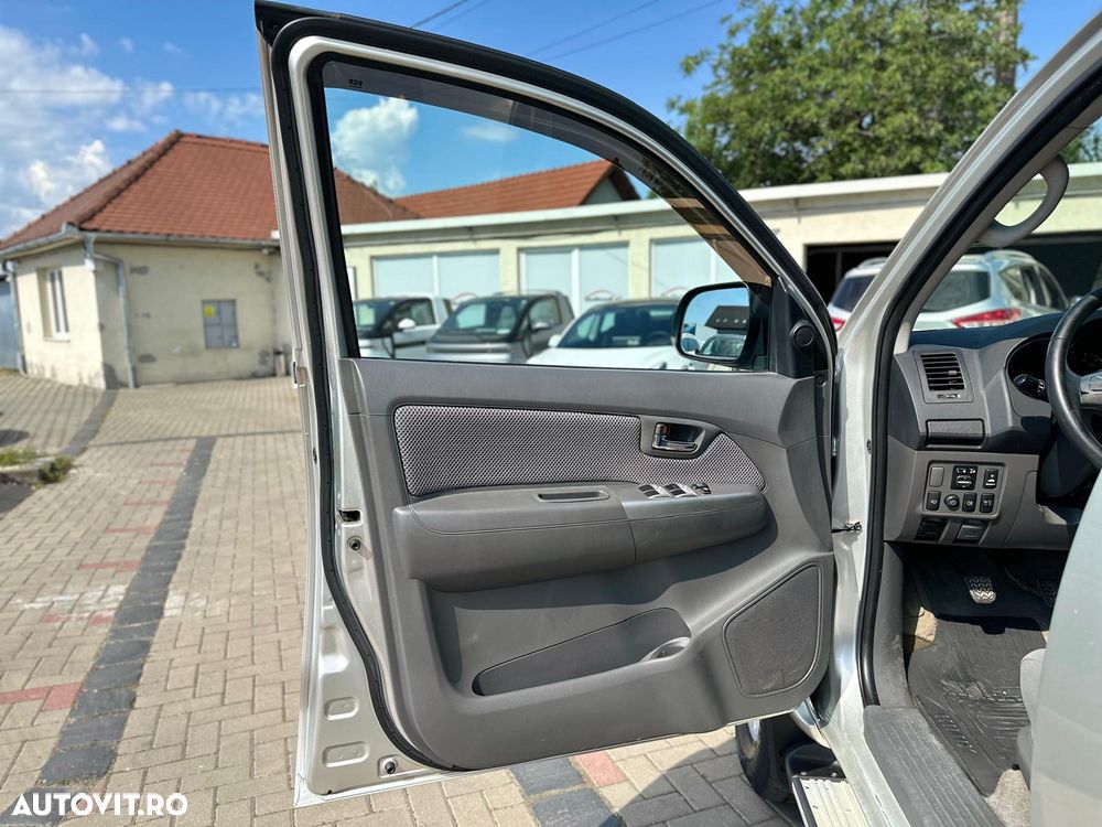 Toyota Hilux - 29