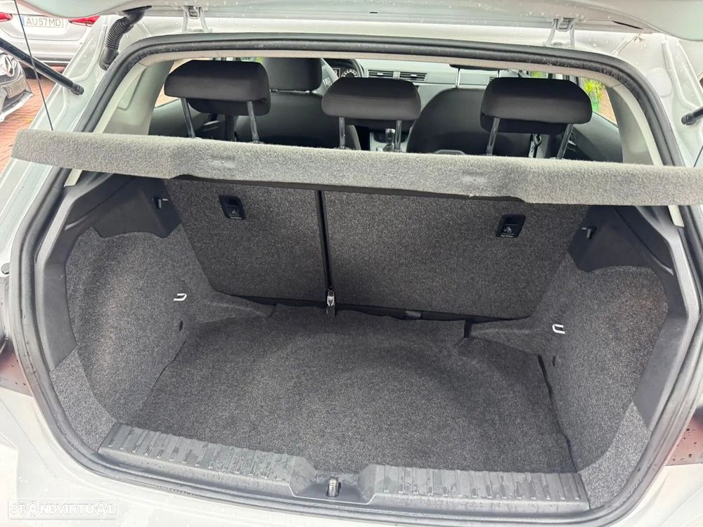 SEAT Ibiza 1.0 Reference - 12