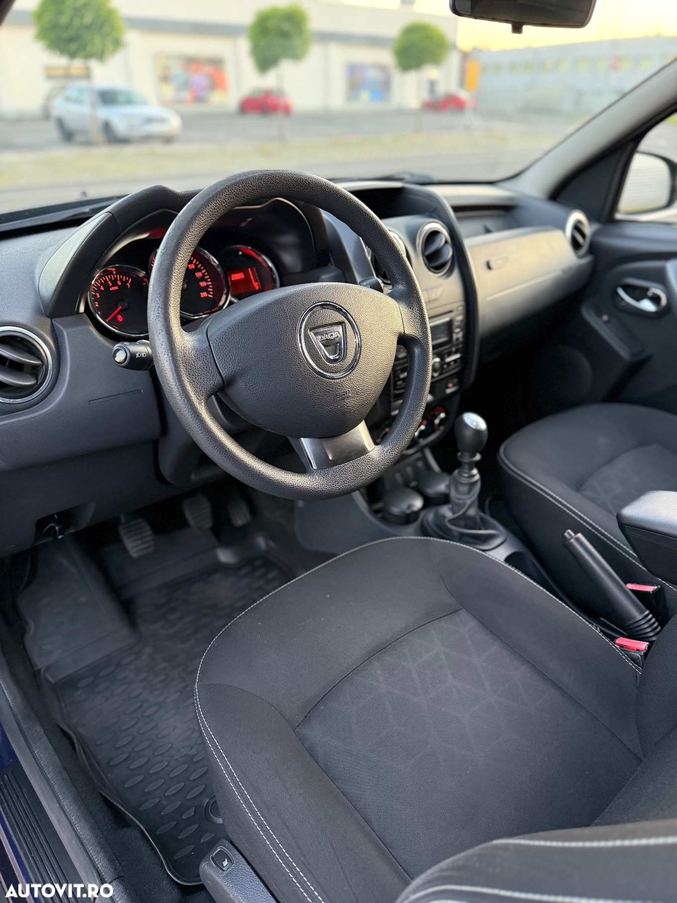 Dacia Duster 1.5 dCi 4x2 Ambiance - 14