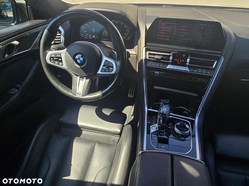 BMW Seria 8 - 15