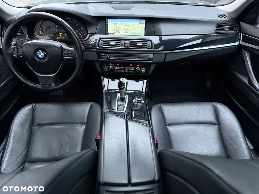 BMW Seria 5 520d Luxury Line - 26