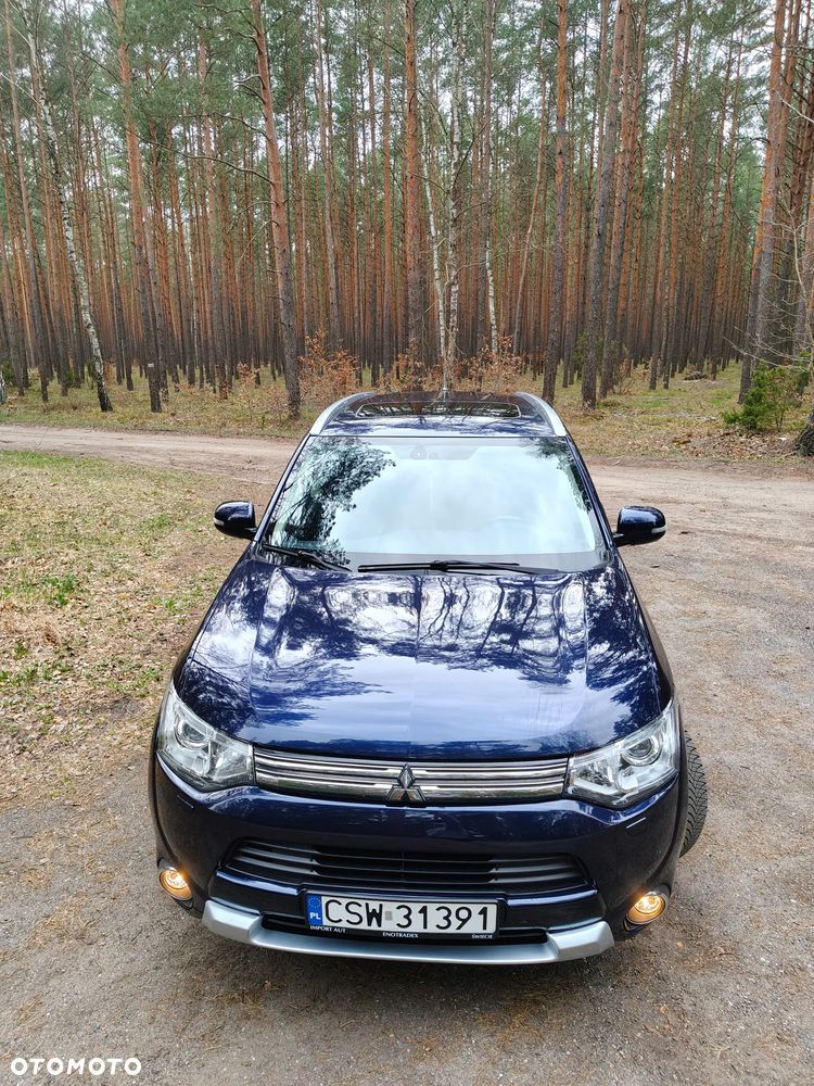 Mitsubishi Outlander - 17