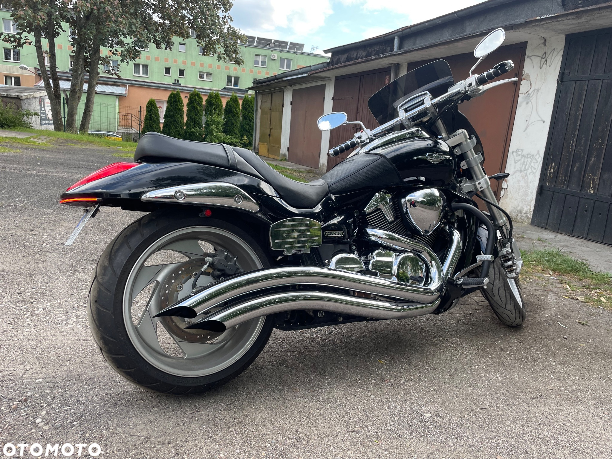 Suzuki Boulevard - 2