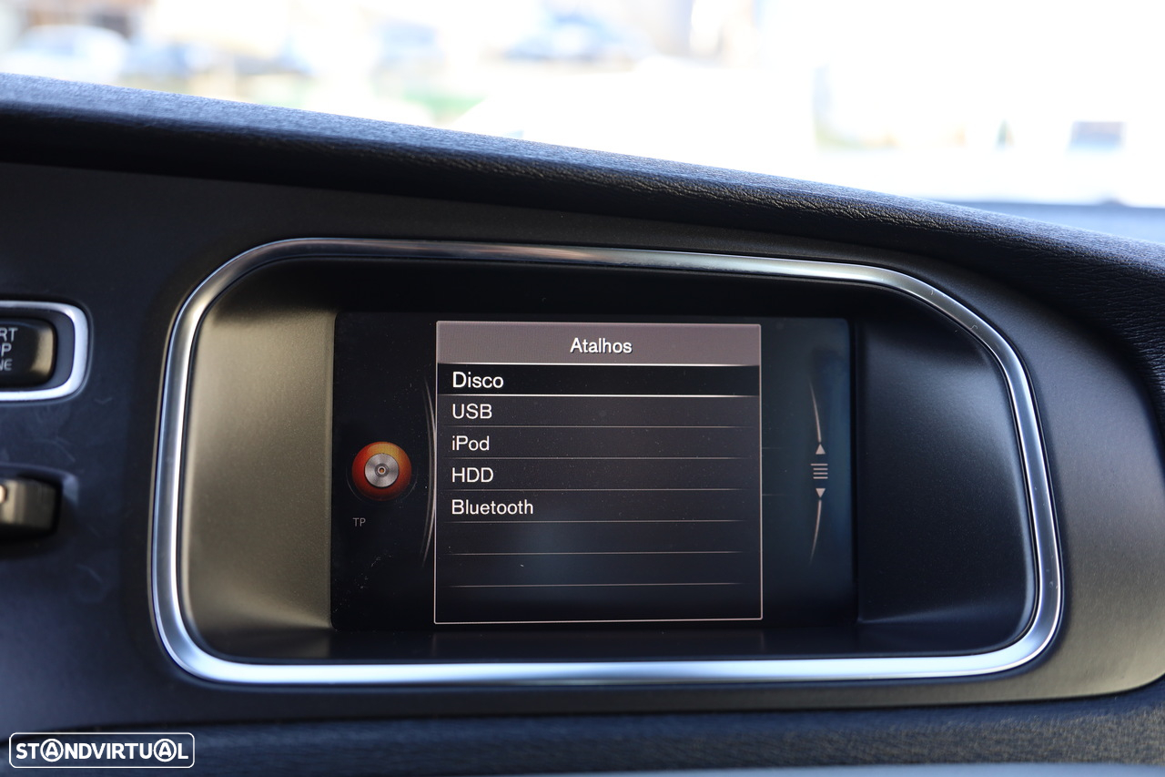 Volvo V40 Cross Country 2.0 D2 Plus - 13