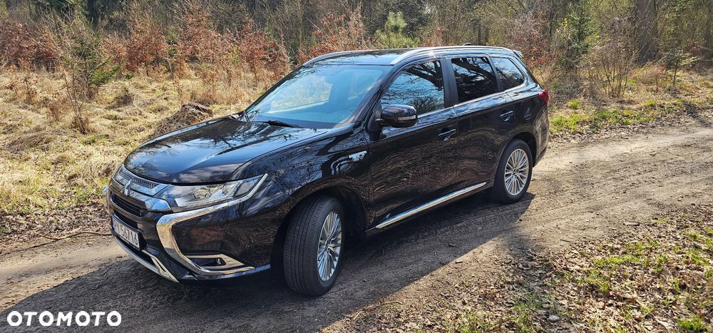 Mitsubishi Outlander 2.0 4WD - 2