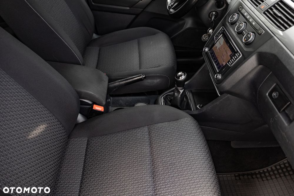 Volkswagen Caddy - 27