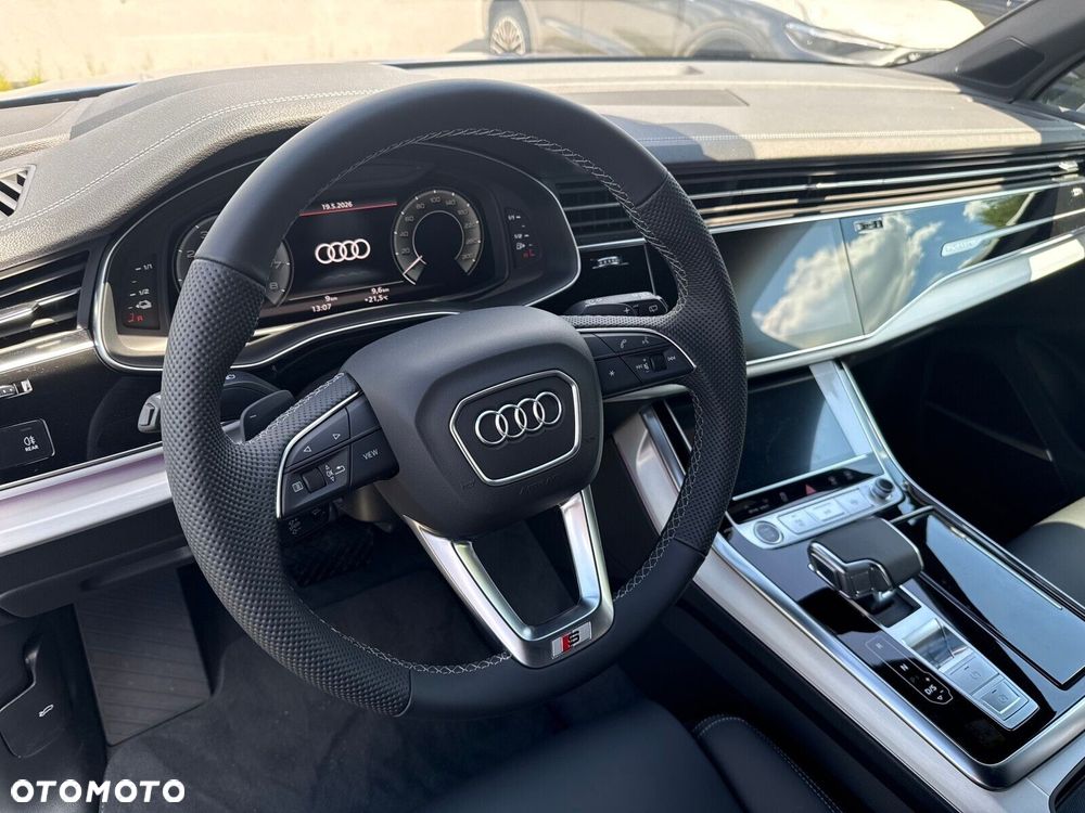 Audi Q7 - 11