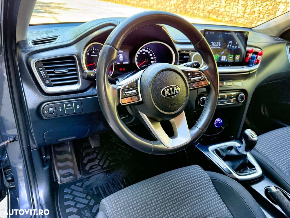 Kia Ceed 1.4 GSL Best - 25