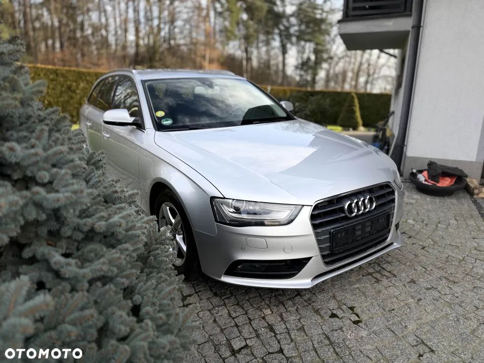Audi A4 Avant - 5