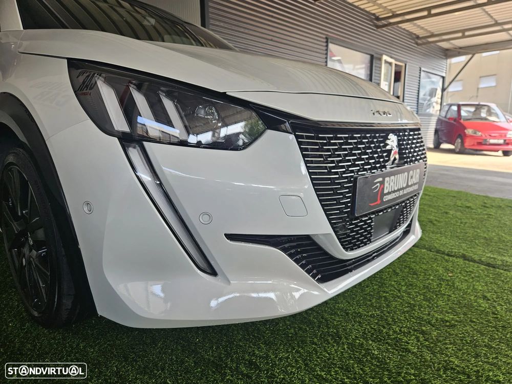 Peugeot 208 1.5 BlueHDi GT - 8