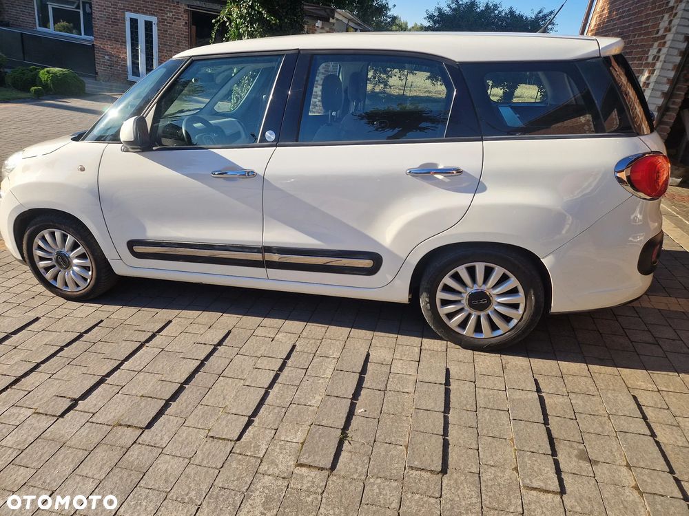 Fiat 500L 2014 photo 2