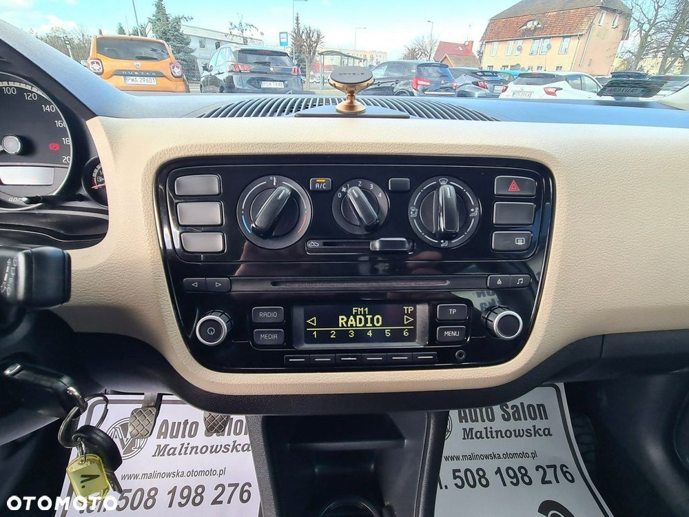 Volkswagen up! 1.0 move - 13