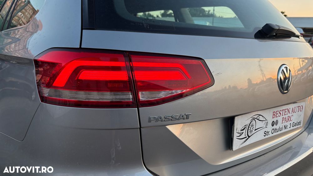 Volkswagen Passat 2.0 TDI (BlueMotion Technology) Comfortline - 28