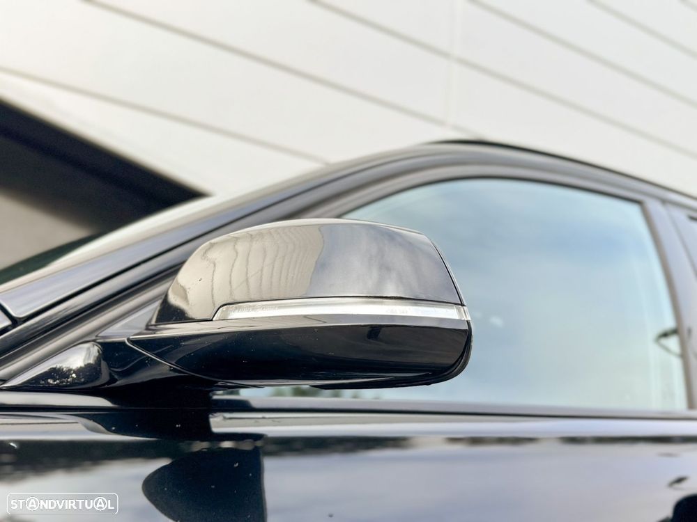 BMW 320 d Touring Pack M - 18