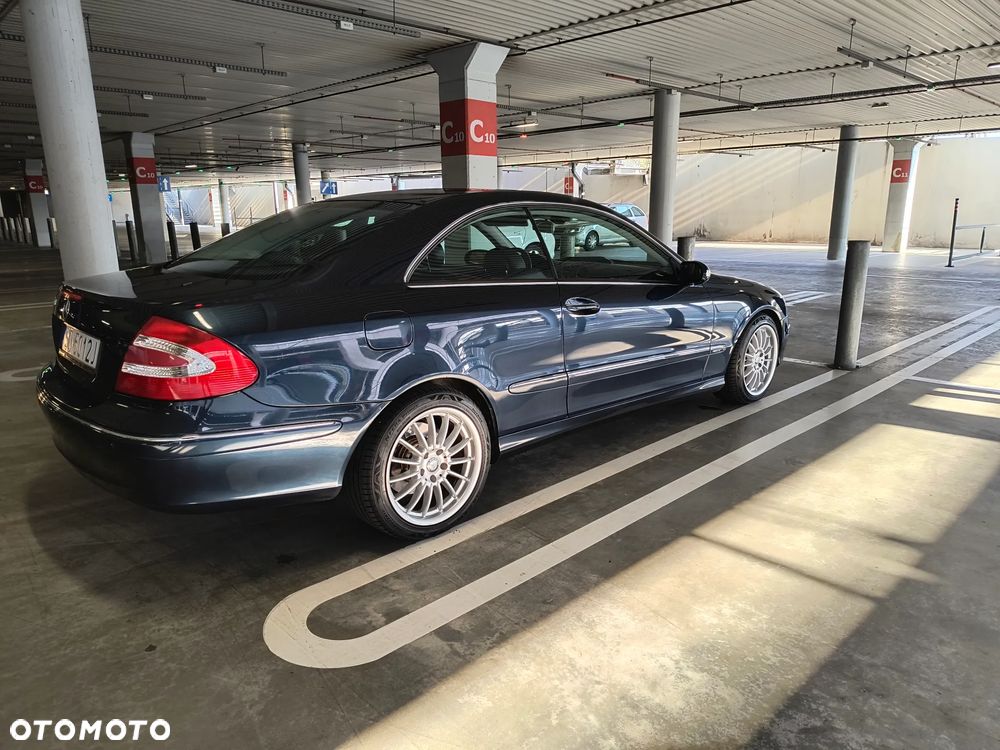 Mercedes-Benz CLK 500 7G-TRONIC Elegance - 11