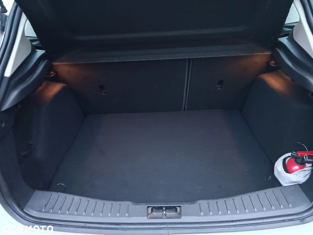 Ford Focus 1.6 Ambiente Start - 13