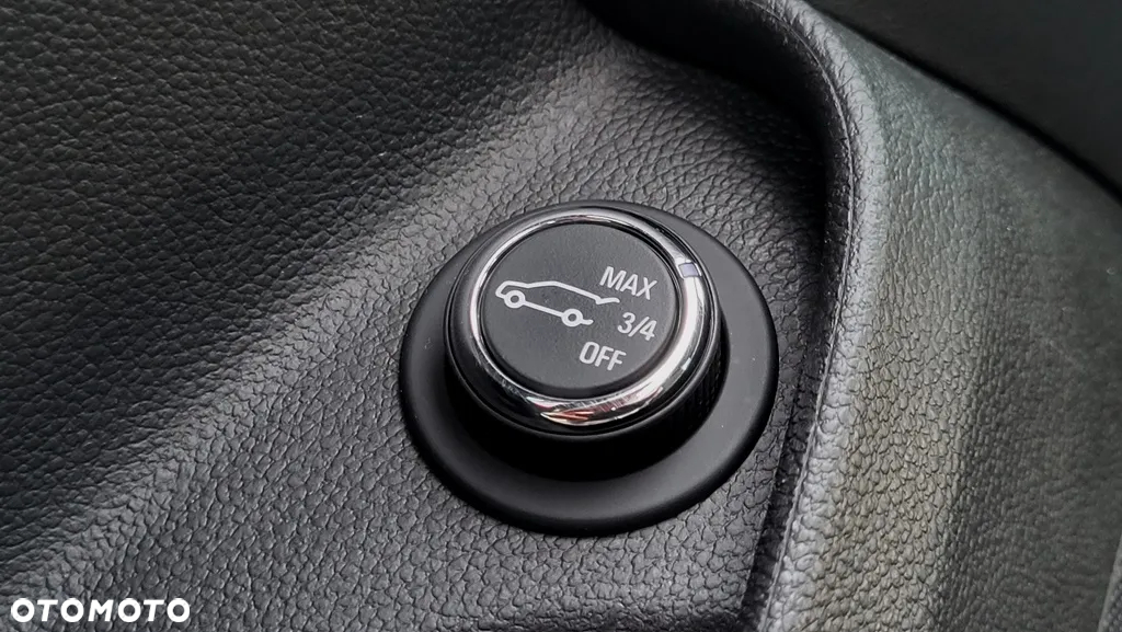 Opel Insignia 2.0 CDTI Cosmo 4x4 S&S - 18