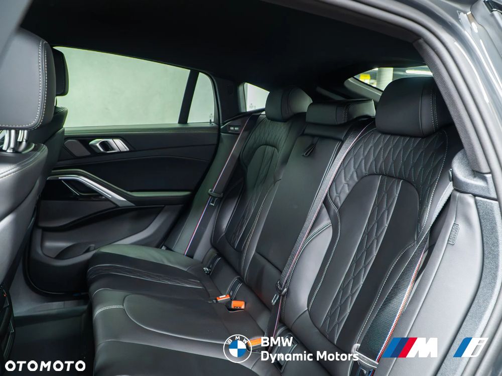BMW X6 xDrive40i M Sport - 25