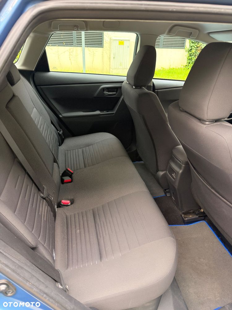 Toyota Auris Hybrid 135 Active - 9