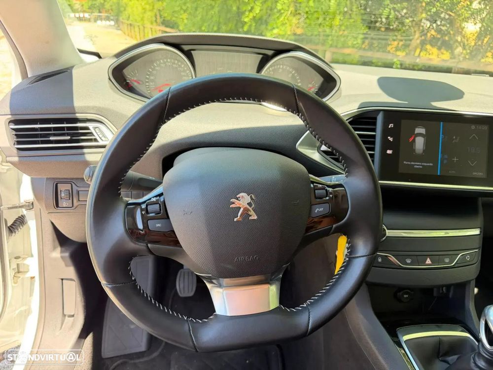 Peugeot 308 1.5 BlueHDi Active Pack - 25