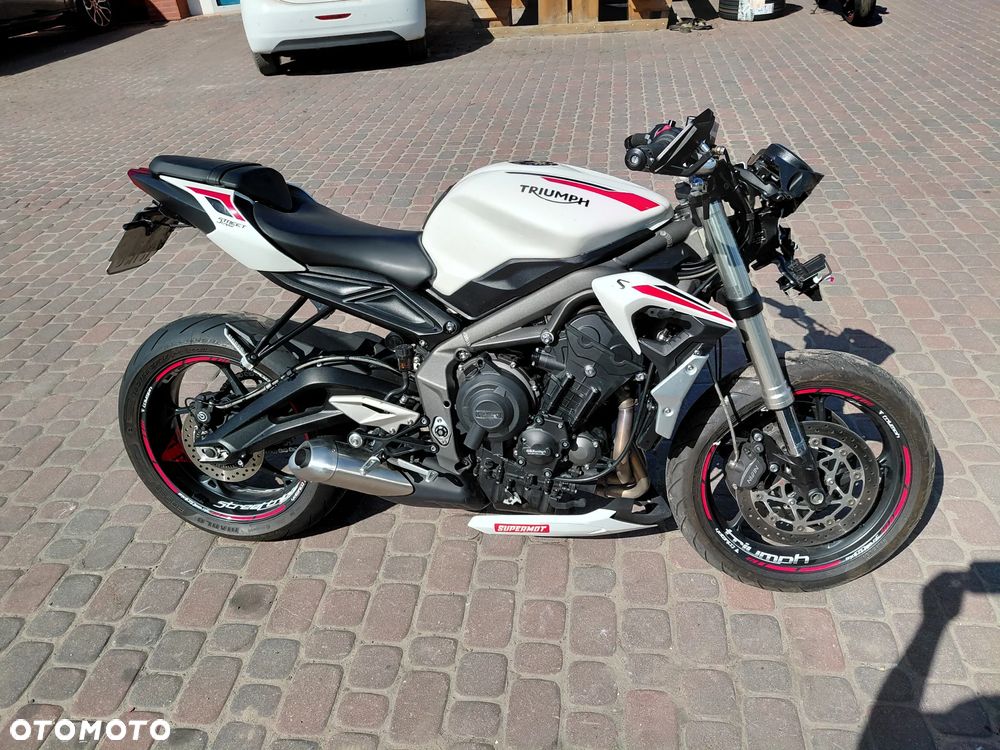Triumph Street Triple - 6