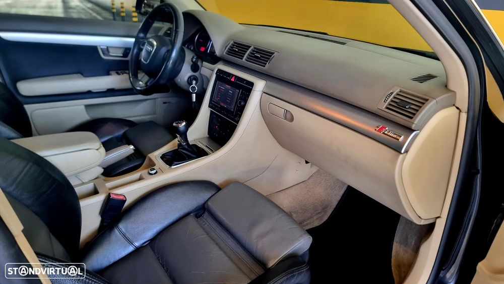 Audi A4 Avant 2.0 TDi S-line - 13