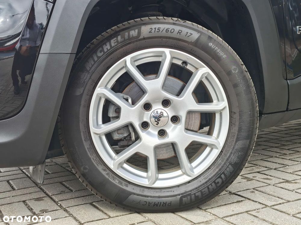 Jeep Renegade 1.5 T4 mHEV Limited FWD S&S DCT - 19