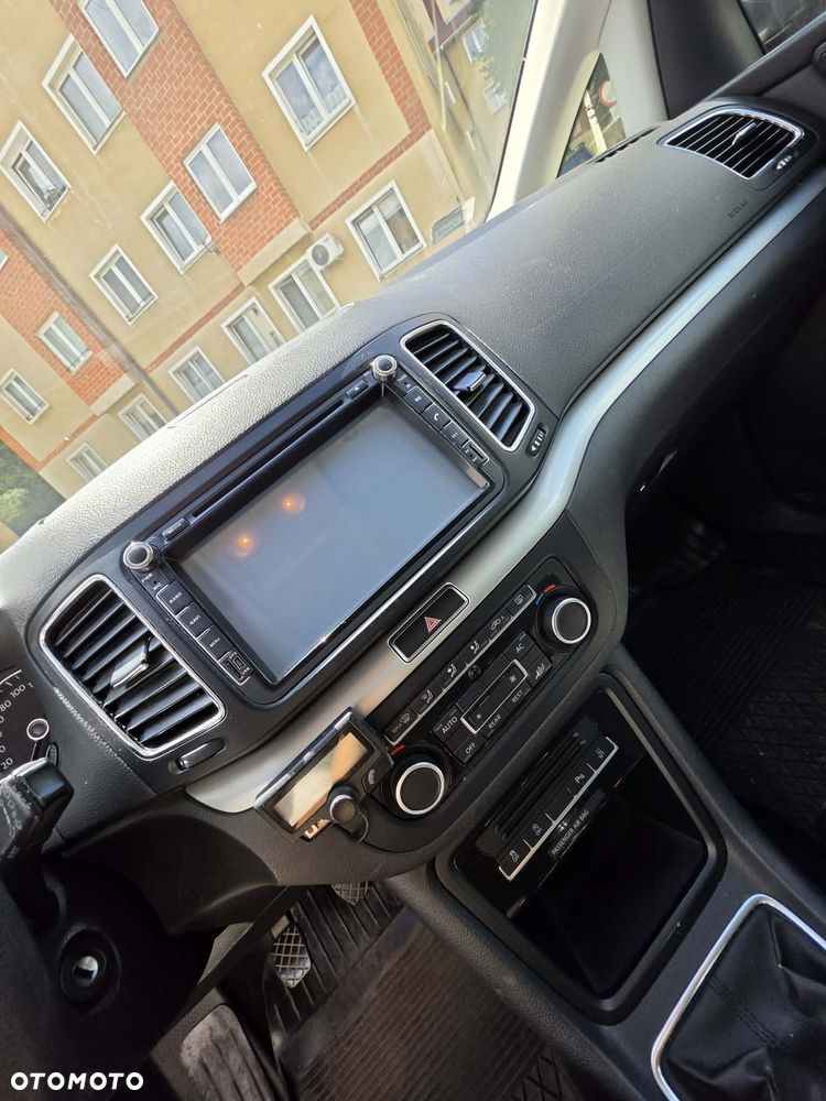 Volkswagen Sharan 2.0 TDI DPF BlueMotion Trendline - 8