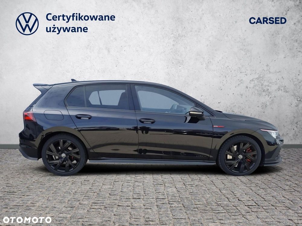 Volkswagen Golf - 8
