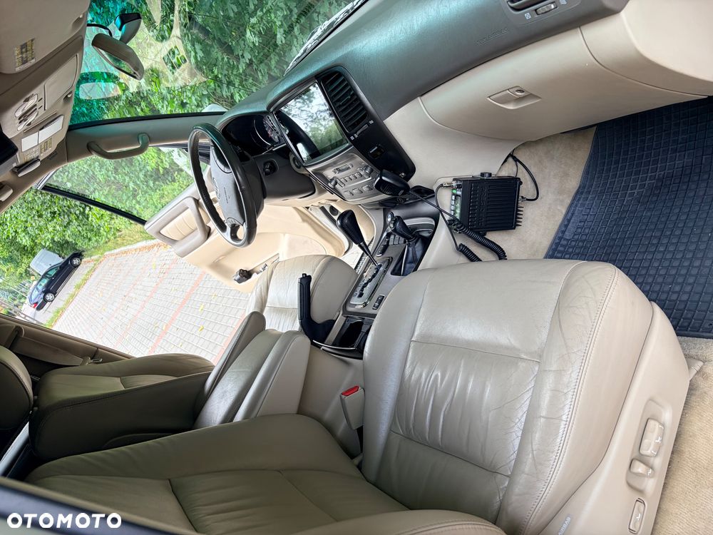 Toyota Land Cruiser 100 Executive - 20