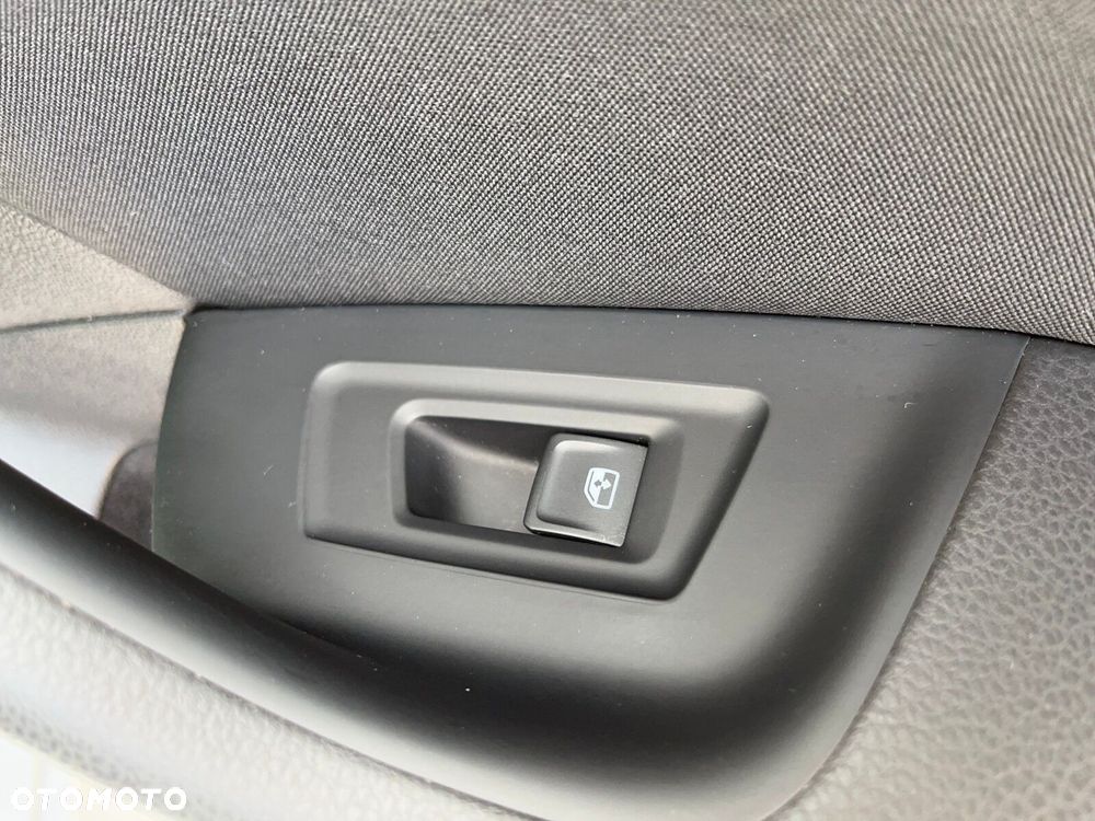 Volkswagen Passat - 18