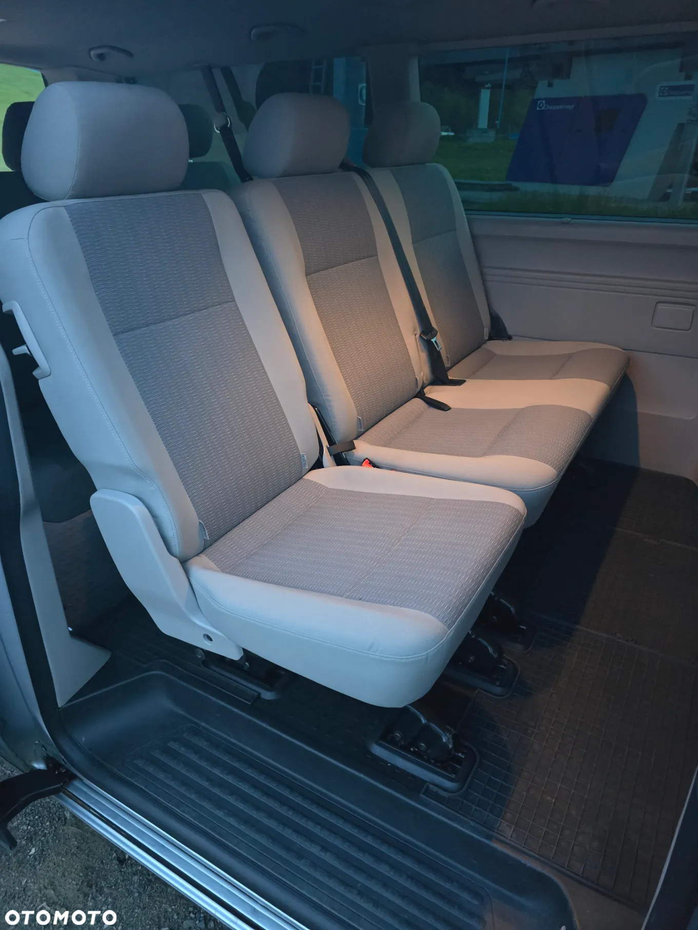 Volkswagen Caravelle 2.0 TDI L2 Trendline - 17