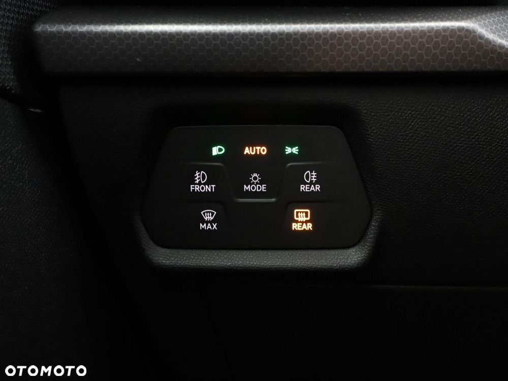 Seat Leon 2.0 TDI DSG Style - 36